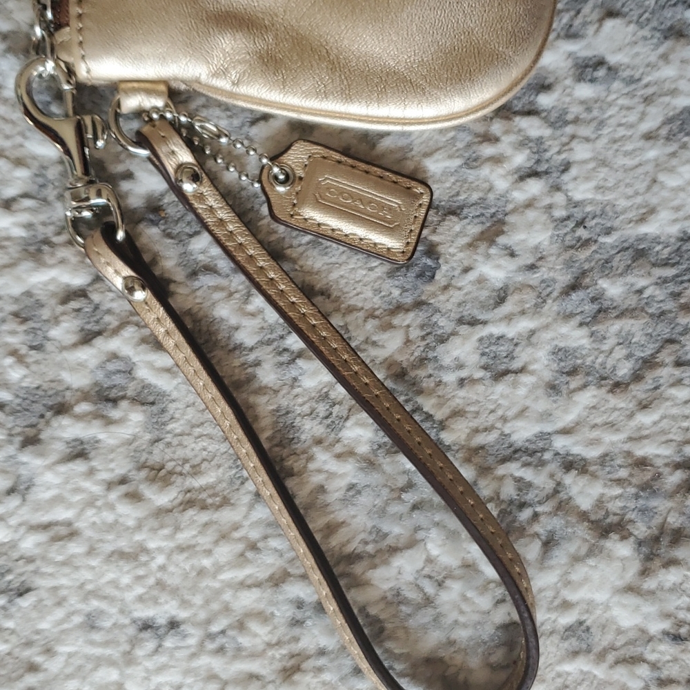 Coach Wallet - Picture 2 of 6